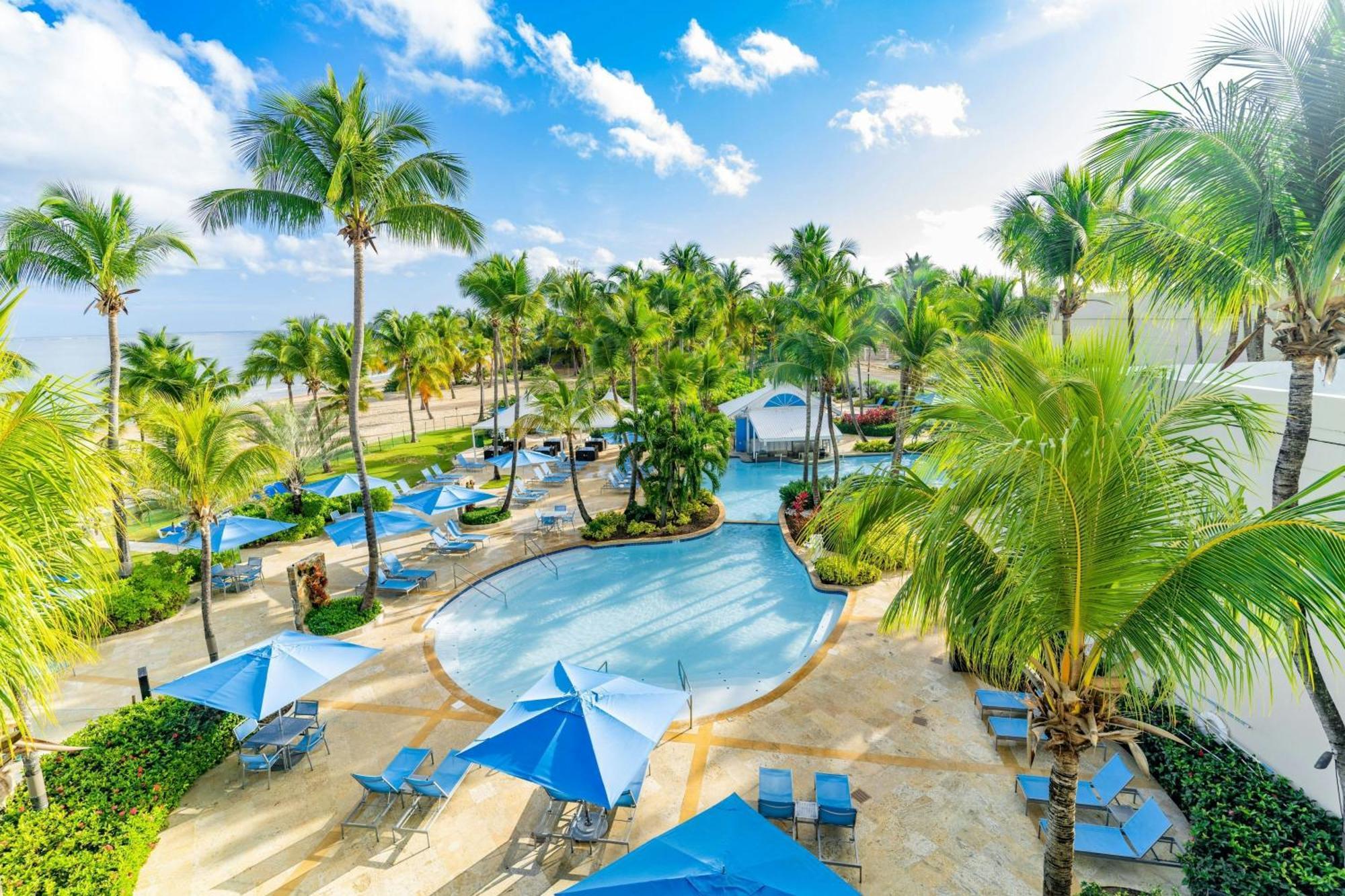 Courtyard By Marriott Isla Verde Beach Resort Сан-Хуан Екстер'єр фото